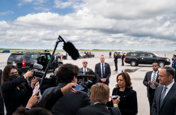 配亿多配资 美媒：特朗普取消特勤局对哈里斯的保护，加州公路巡警将接管其安保工作